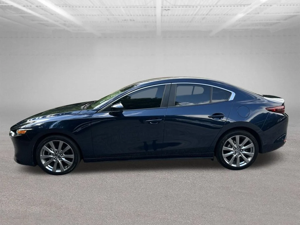Used 2021 Blue Mazda Preferred image 2