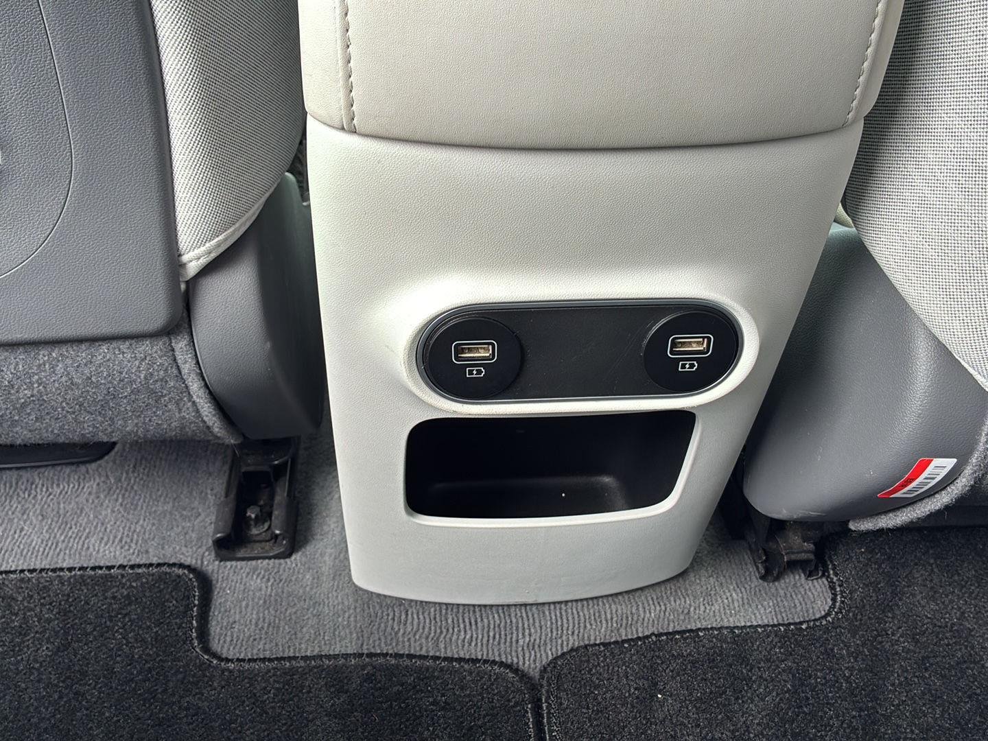 Used 2023 Digital Teal Hyundai SEL image 20