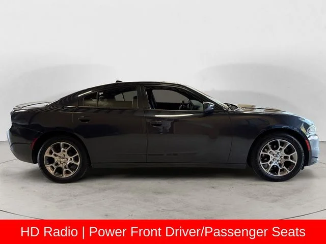 Used 2016 Gray Dodge SXT image 7