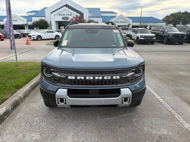 Used 2025 Gray Ford Badlands image 2