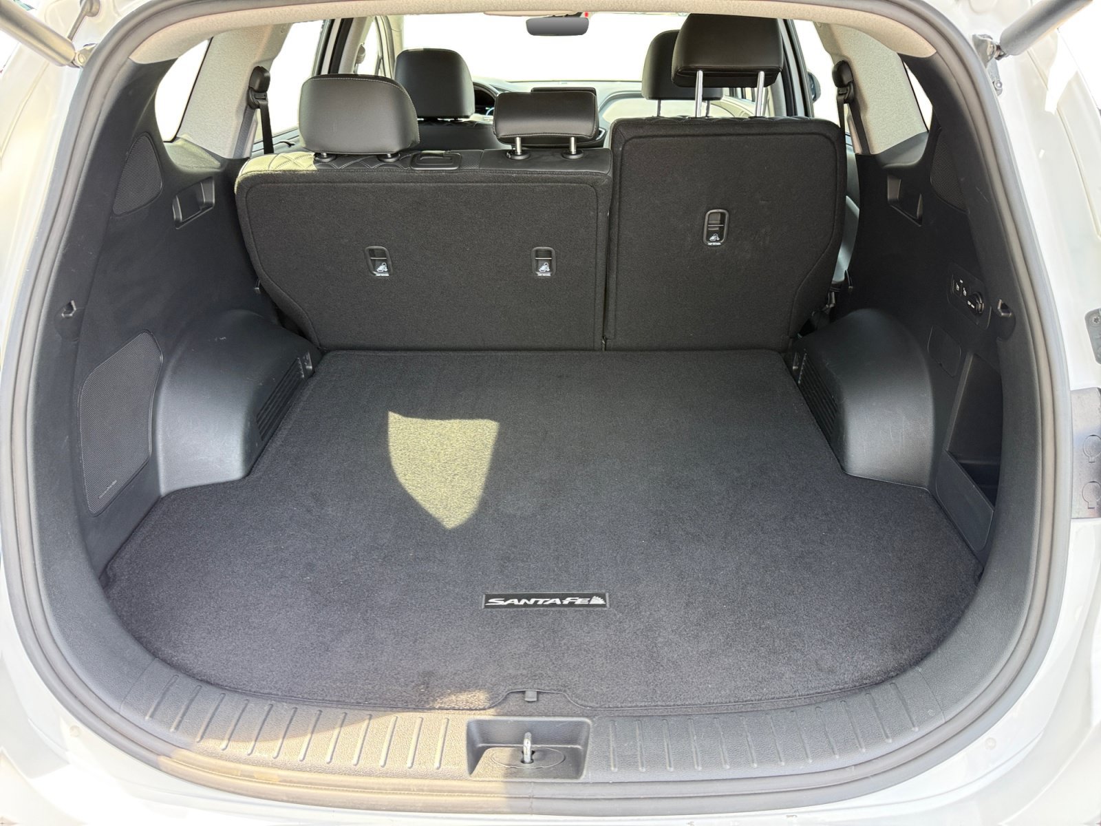 Certified Used 2023 White Pearl Hyundai Limited image 17