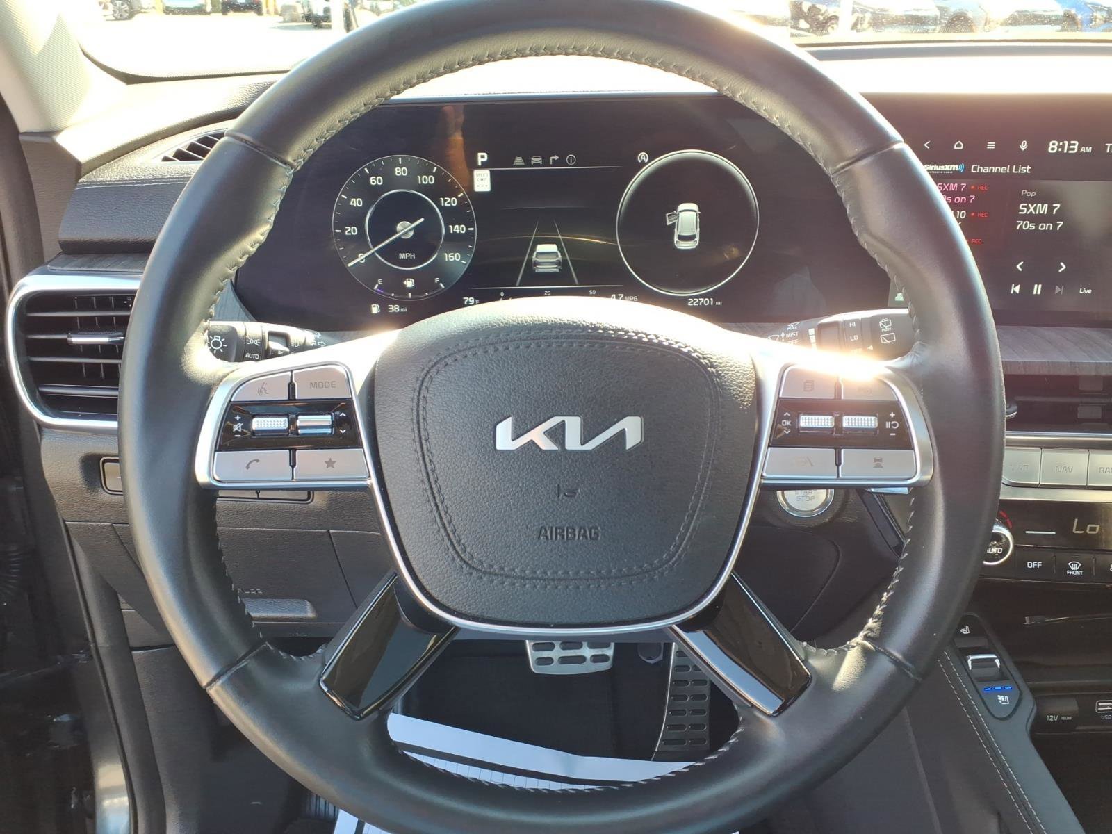Certified Used 2024 Gravity Gray Kia SX image 11