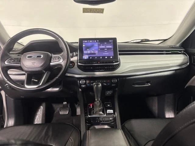 Used 2022 Gray Jeep Limited image 33