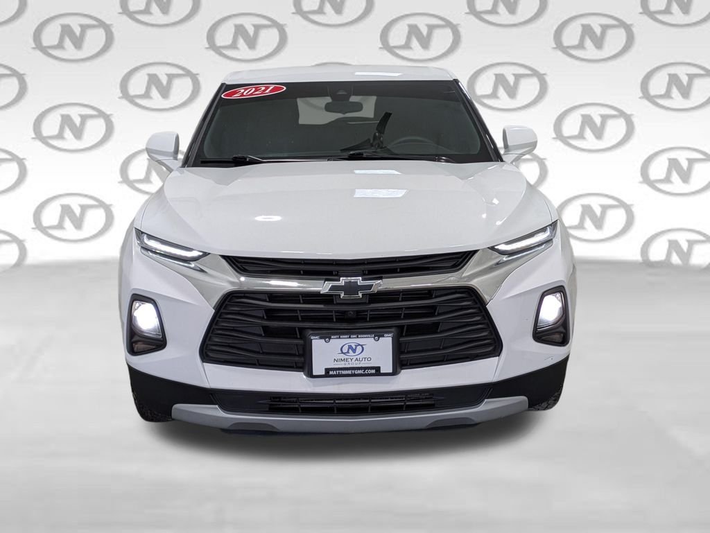 Used 2021 White Chevrolet LT image 32