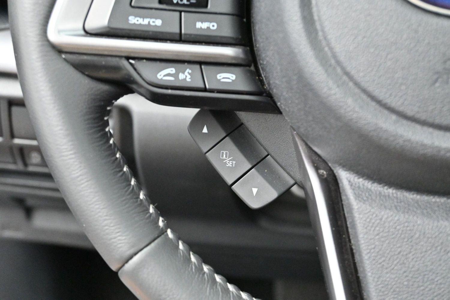 Used 2020 Ice Silver Metallic Subaru Premium image 17