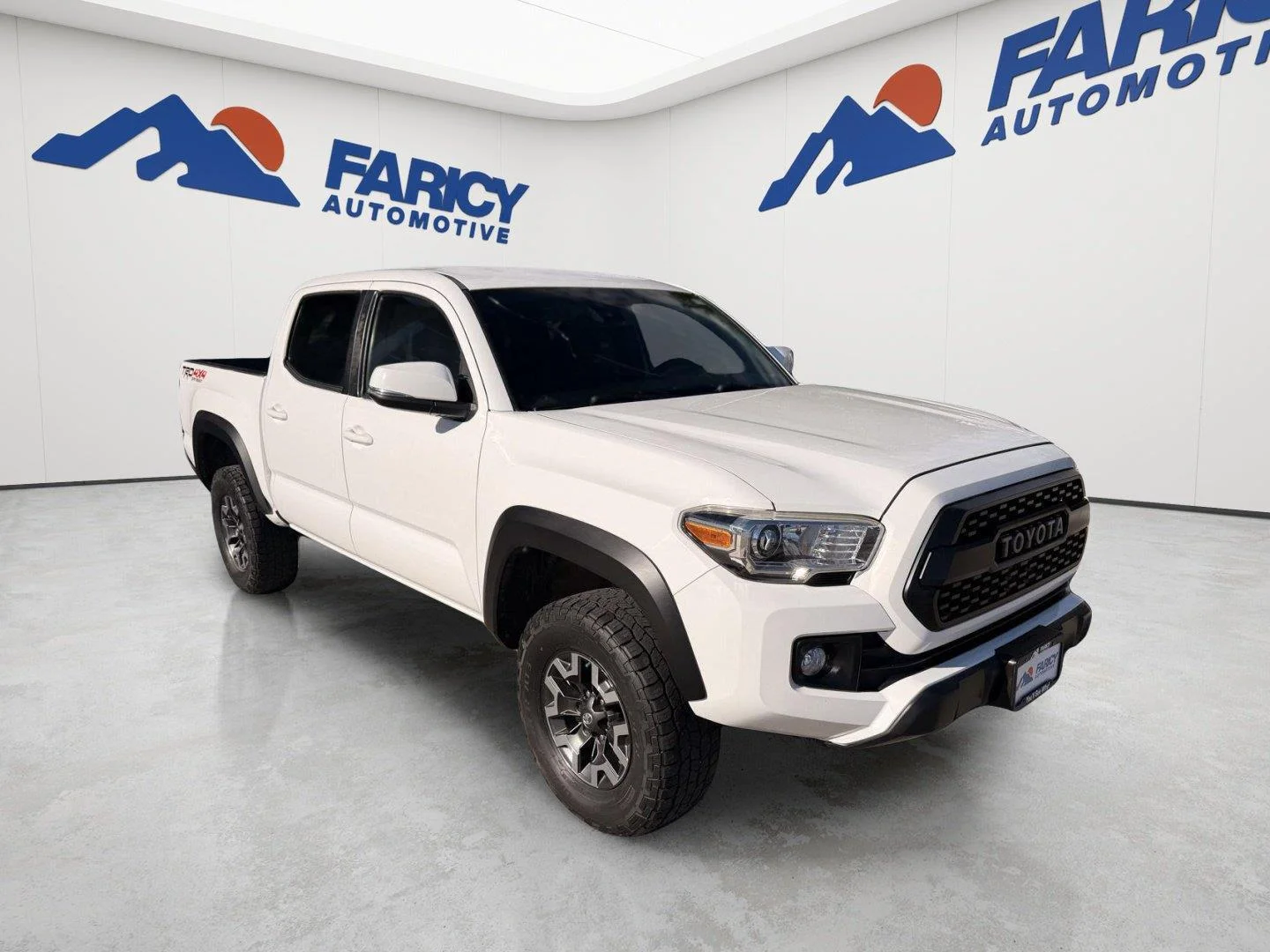 Used 2019 Super White Toyota TRD Off Road image 8