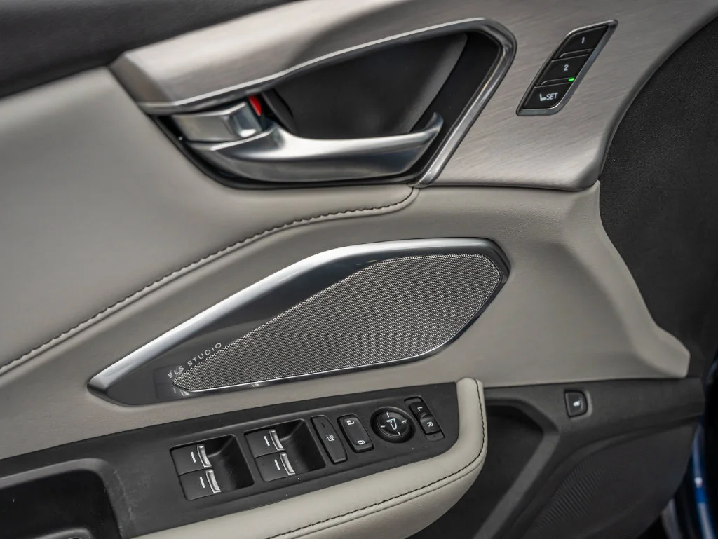 Used 2020 Fathom Blue Pearl Acura Technology Package image 26