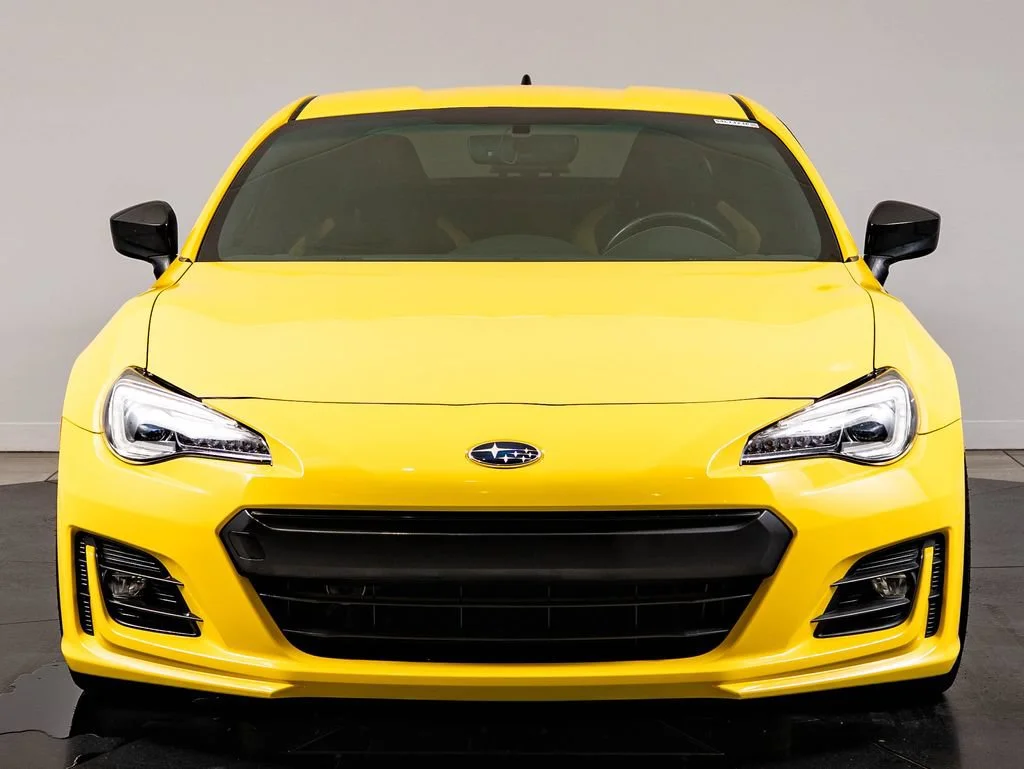 Used 2017 Charlesite Yellow Subaru Series.Yellow image 2