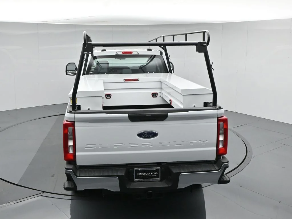 2026 Ford F-350 Super Duty XL - Photo 46