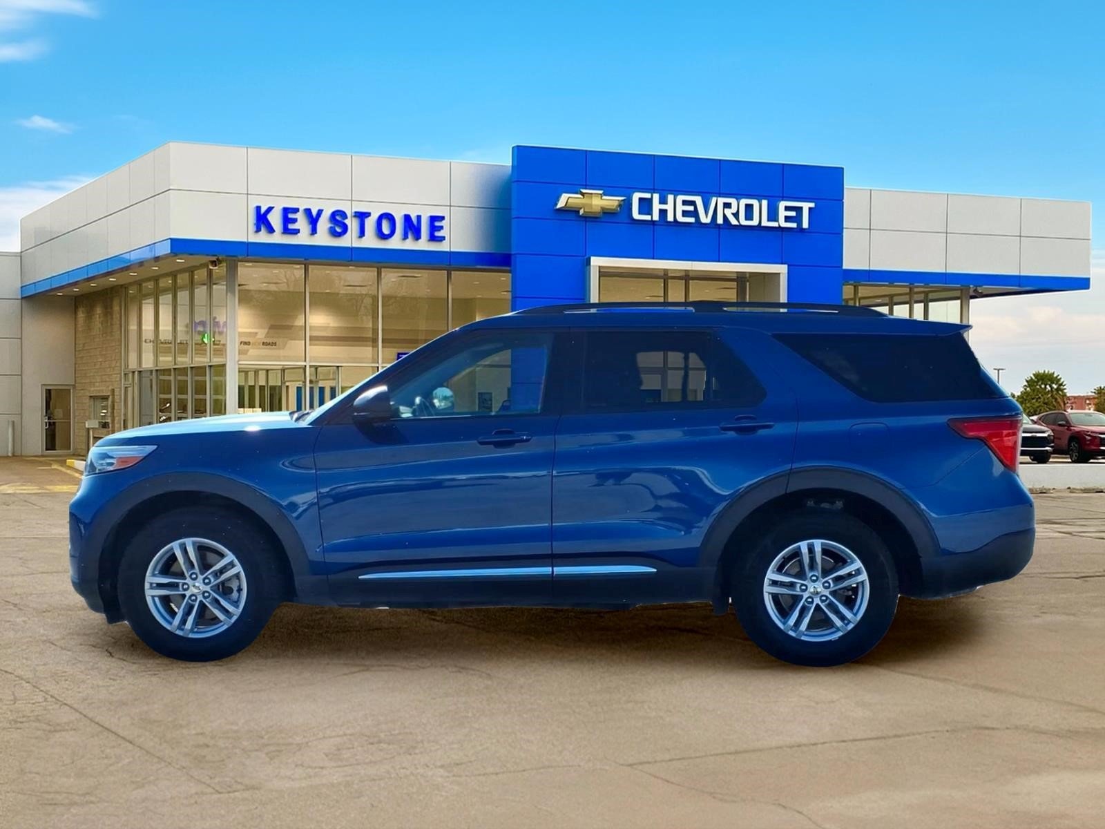 Used 2021 Blue Ford XLT image 4