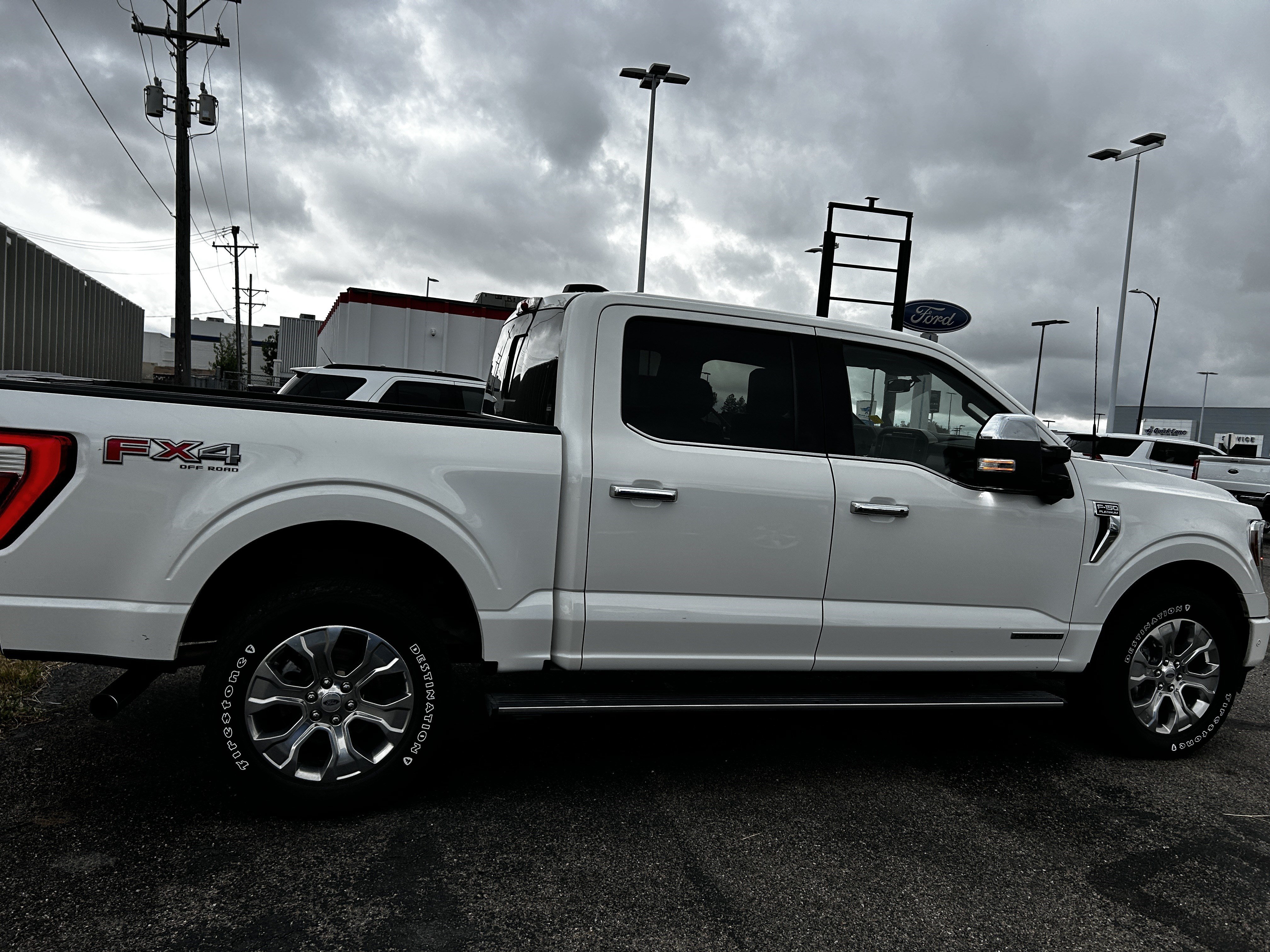 Used 2021 Star White Metallic Tri-Coat Ford Platinum image 6