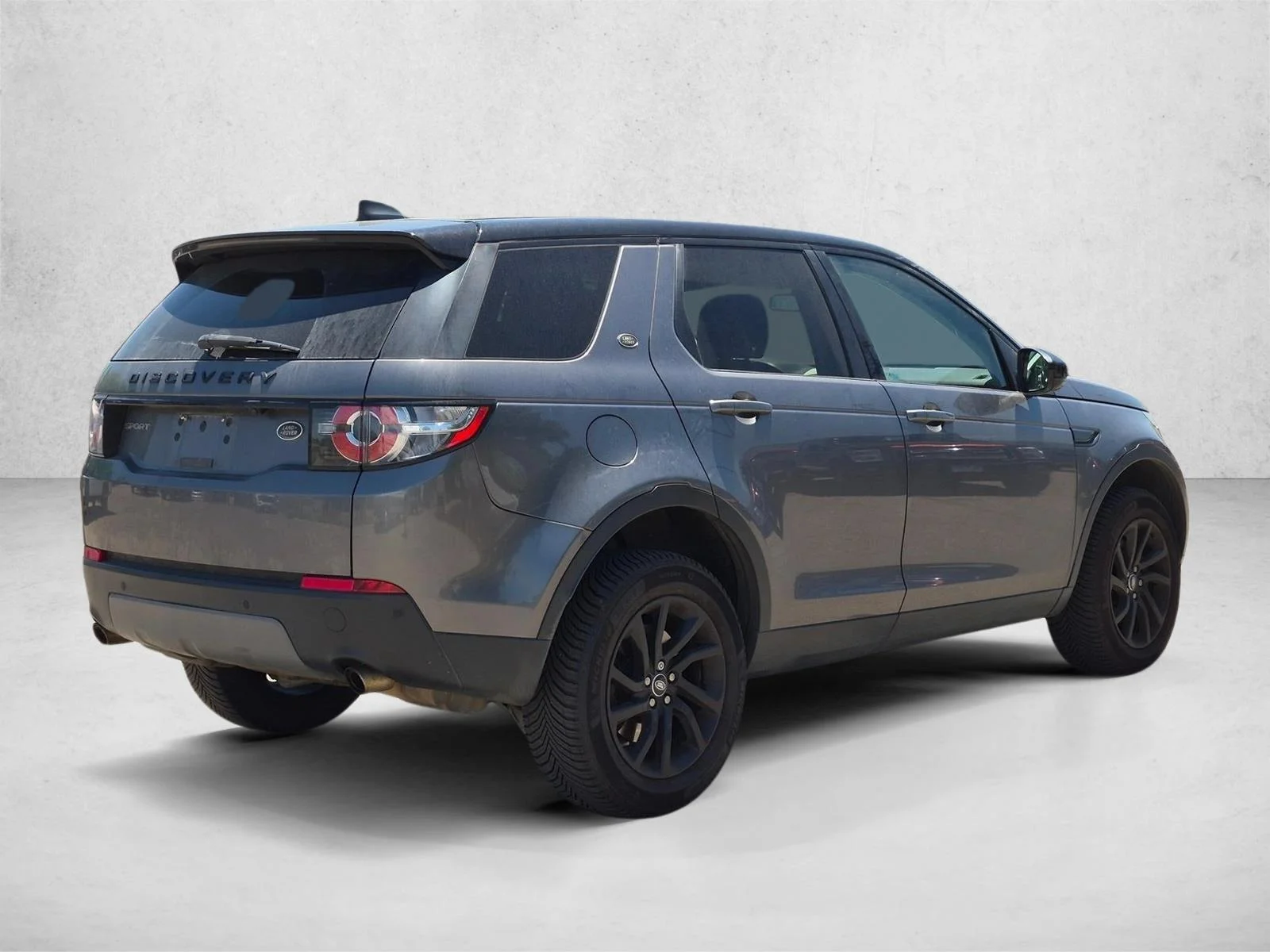 Used 2018 Corris Gray Land Rover SE image 4