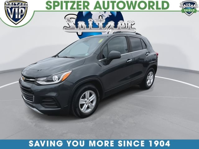 Used 2017 Gray Chevrolet LT image 4