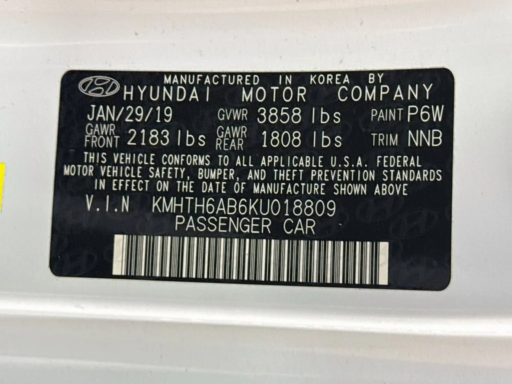 Used 2019 White Hyundai Turbo image 40