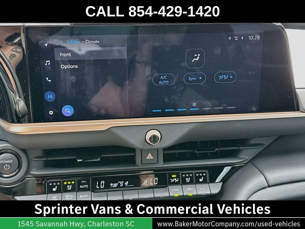Used 2025  Toyota Platinum image 17