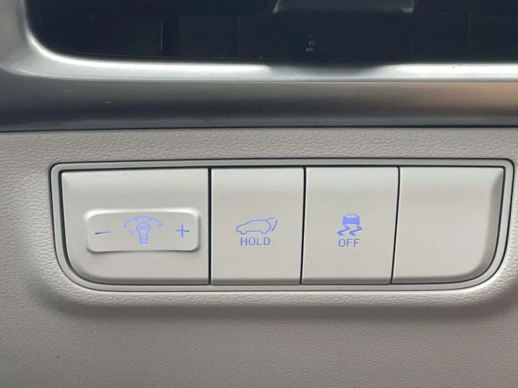 Used 2026 Ecotronic Gray Hyundai SEL image 21