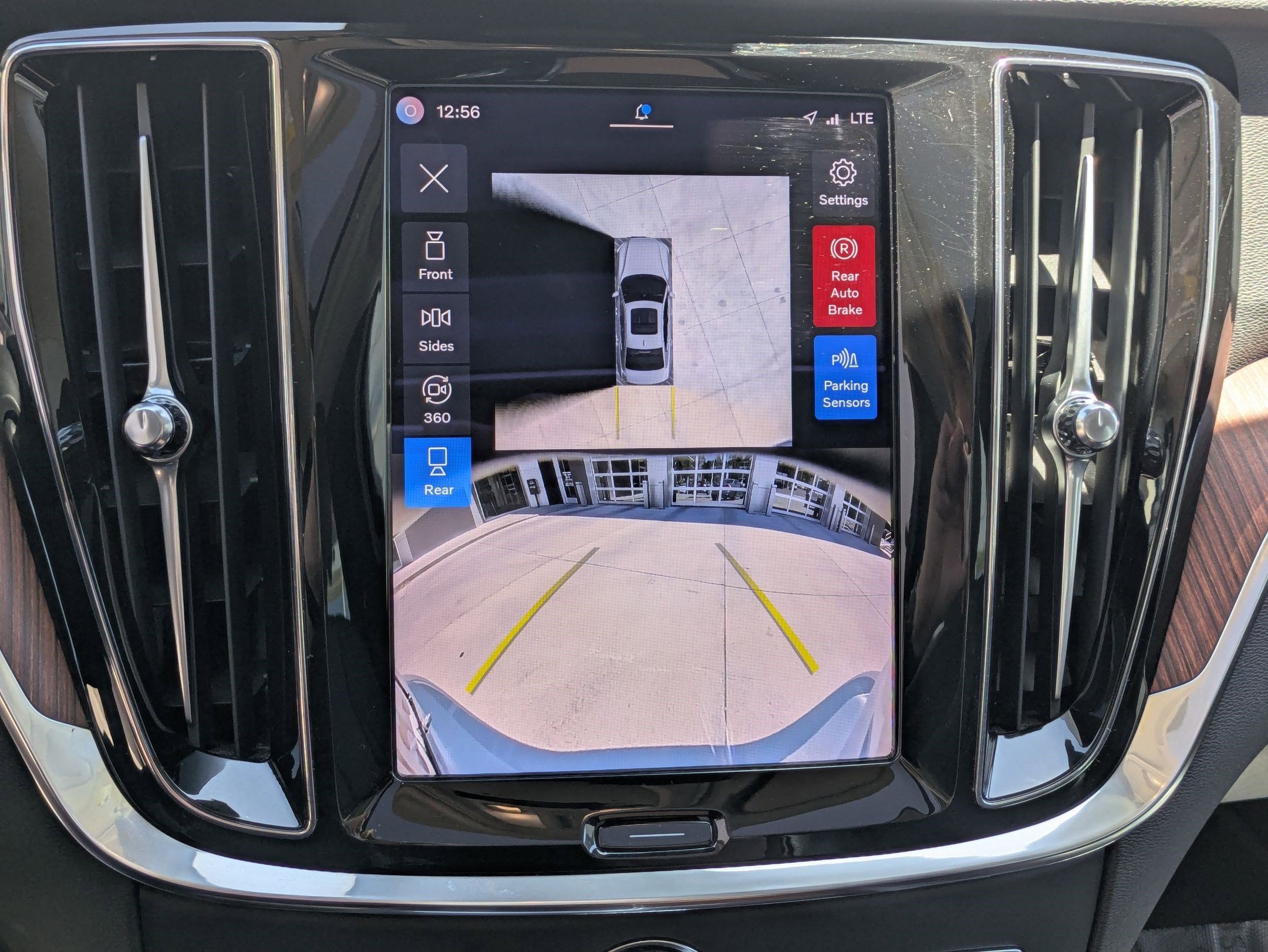 Used 2024 Blue Volvo Plus Dark Theme image 22
