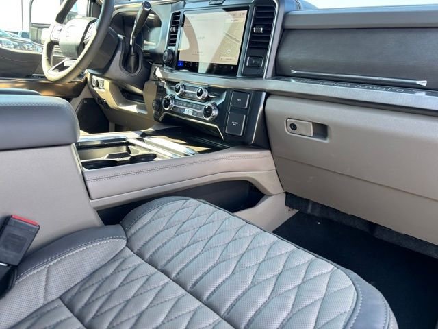 New 2026 Star White Metallic Tri-Coat Ford F-250® Platinum® image 28