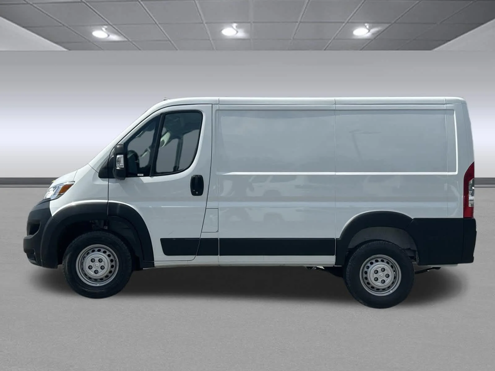 New 2026 Bright White Clear-Coat Exterior Paint RAM Tradesman image 2