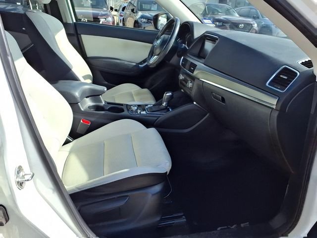 Used 2016 White Mazda Grand Touring image 19