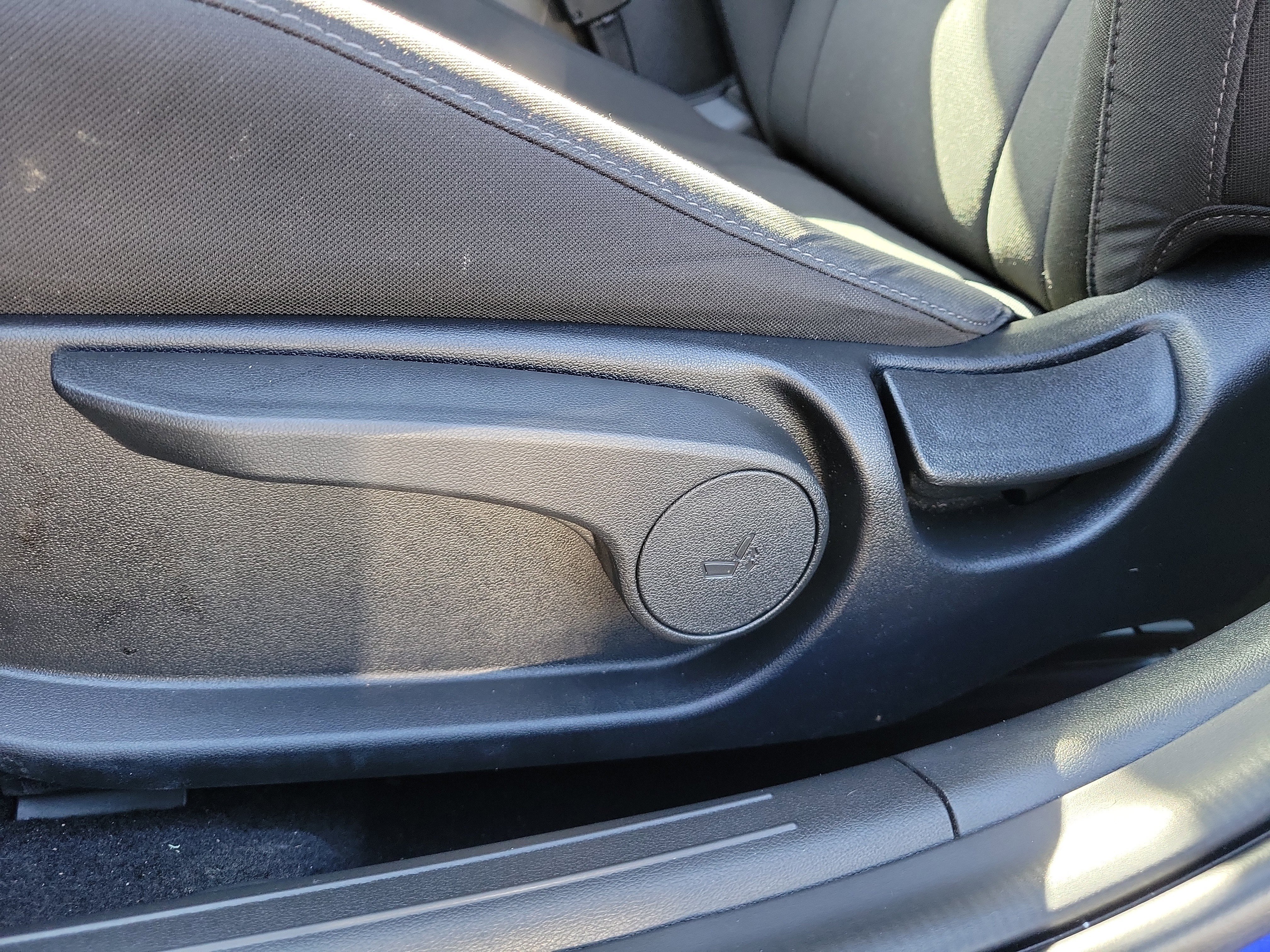 Used 2023 Intense Blue Hyundai SEL image 14