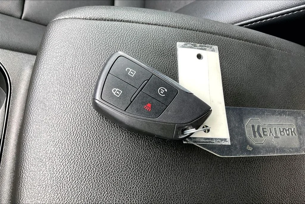 Used 2024 White Chevrolet LT image 36