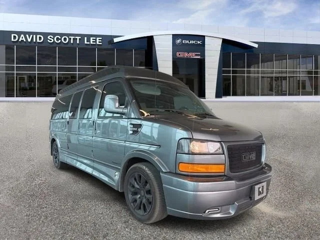 Used 2025 Special Exterior Color GMC Work Van image 7