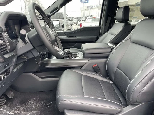New 2026 Oxford White Ford Lariat® image 15