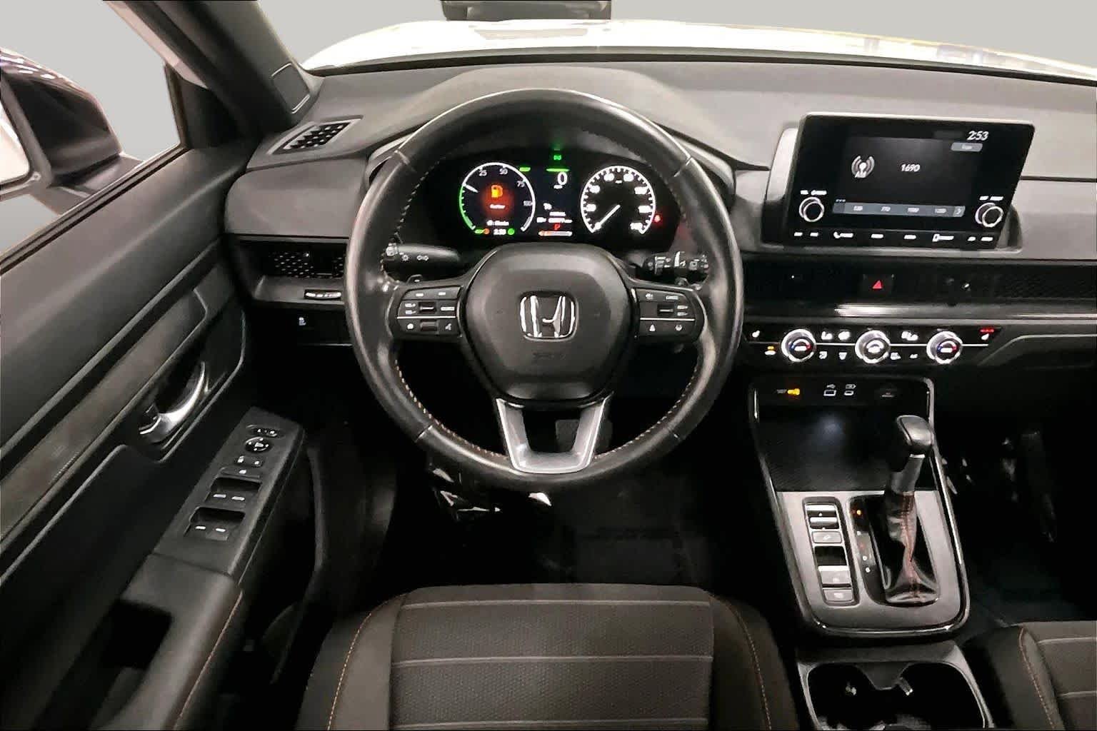 Used 2024 Platinum White Pearl Honda Sport image 6