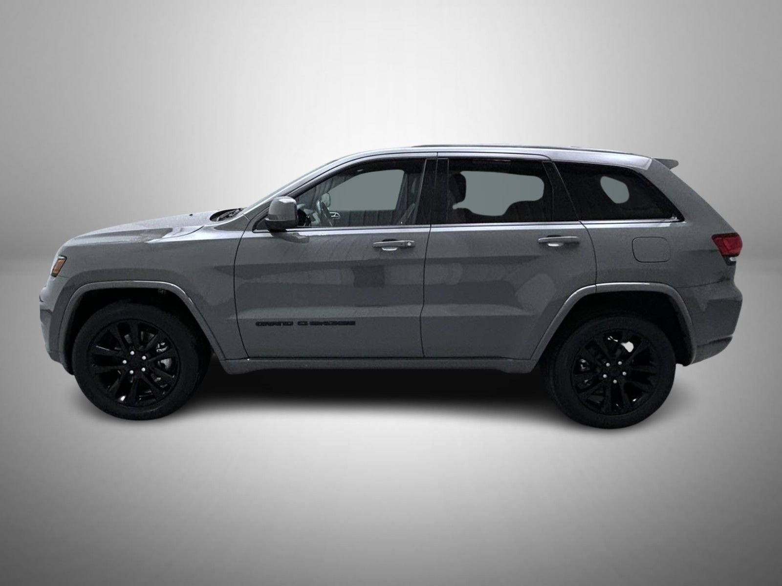 Used 2021 Gray Jeep Laredo X image 8