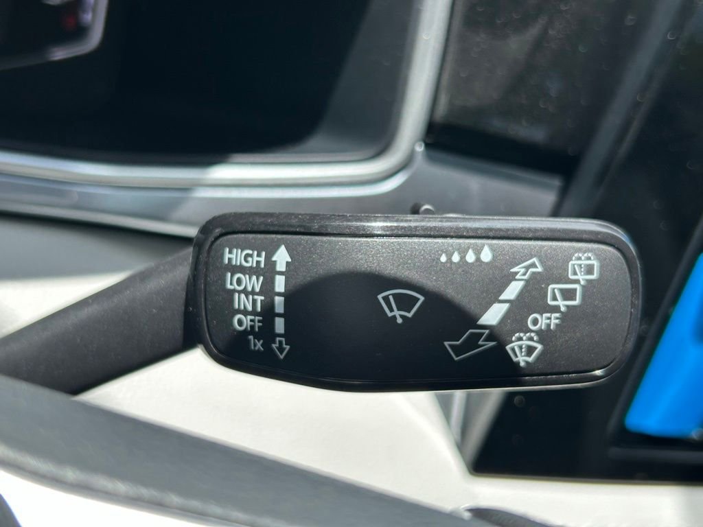 New 2026 White Volkswagen 1.5T SEL image 30