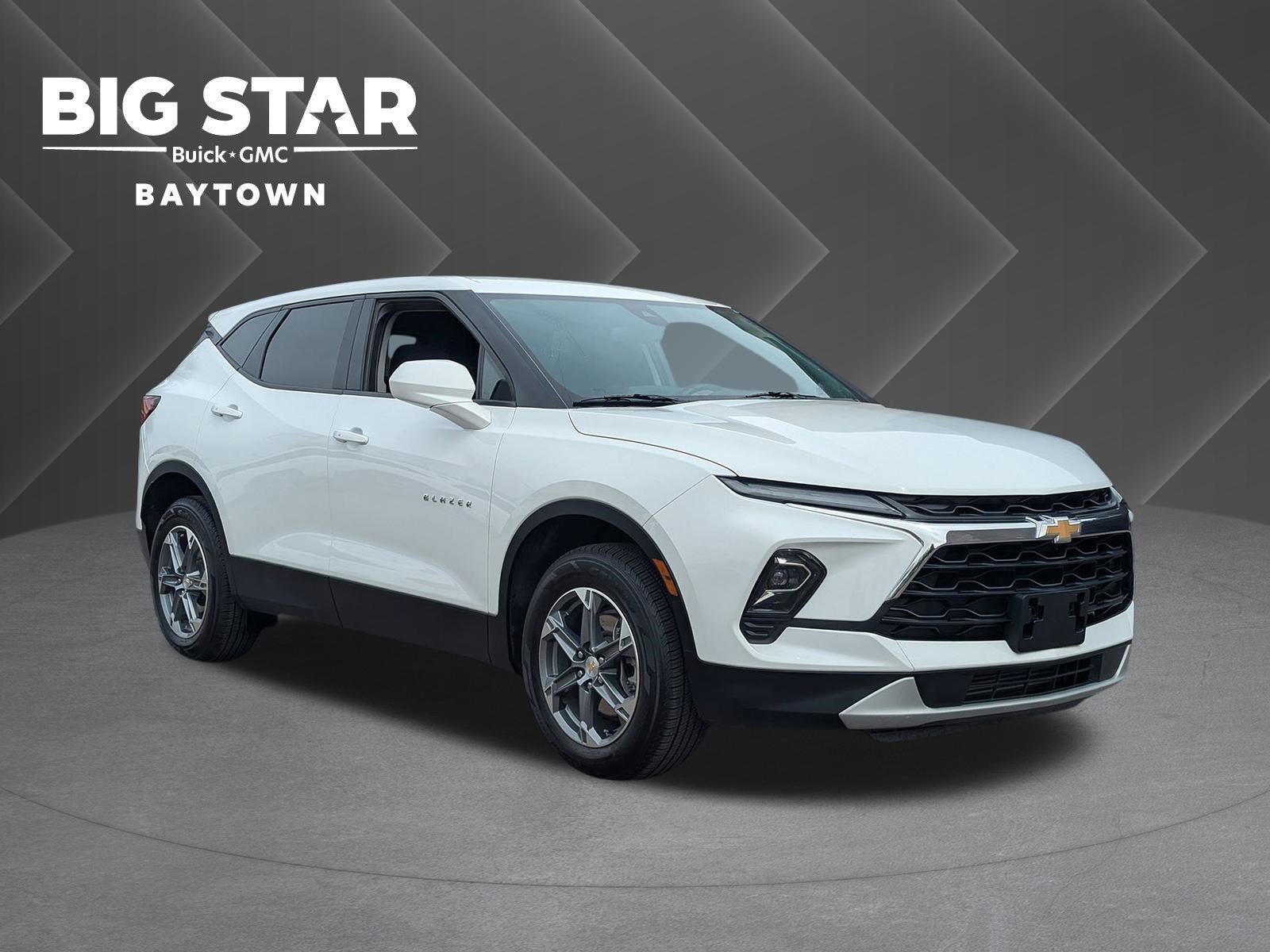 2023 Chevrolet Blazer 2.0T 2LT AWD's photo