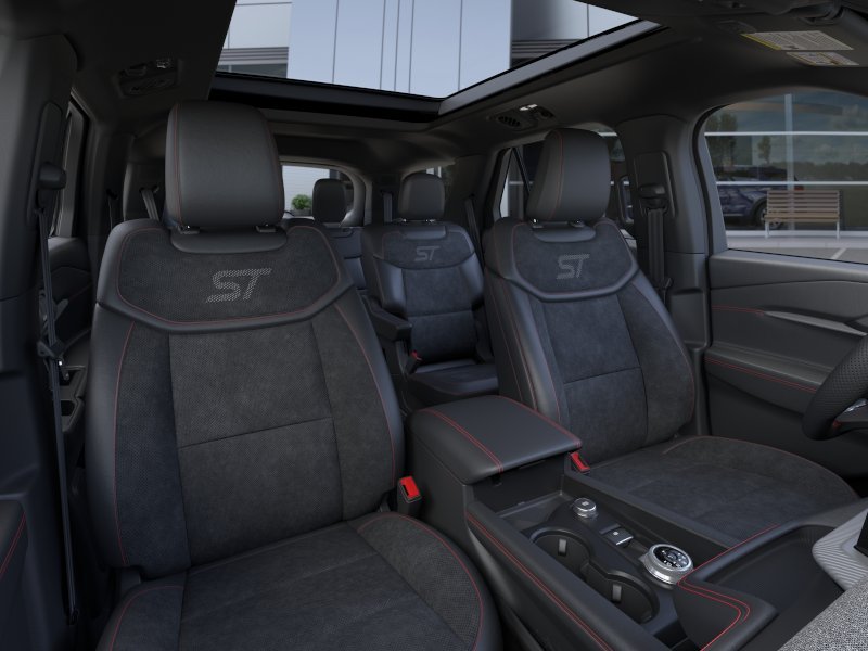 2026 Ford Explorer ST - Photo 35
