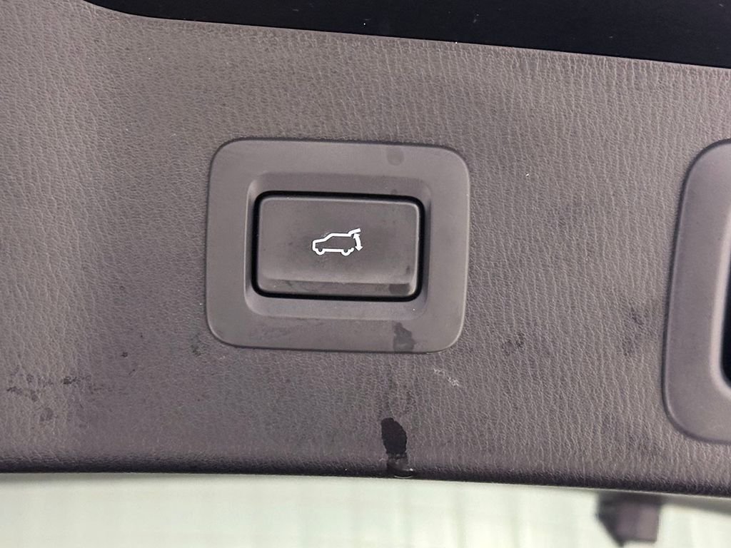 Used 2025 Black Mazda 2.5 S Carbon Edition image 13