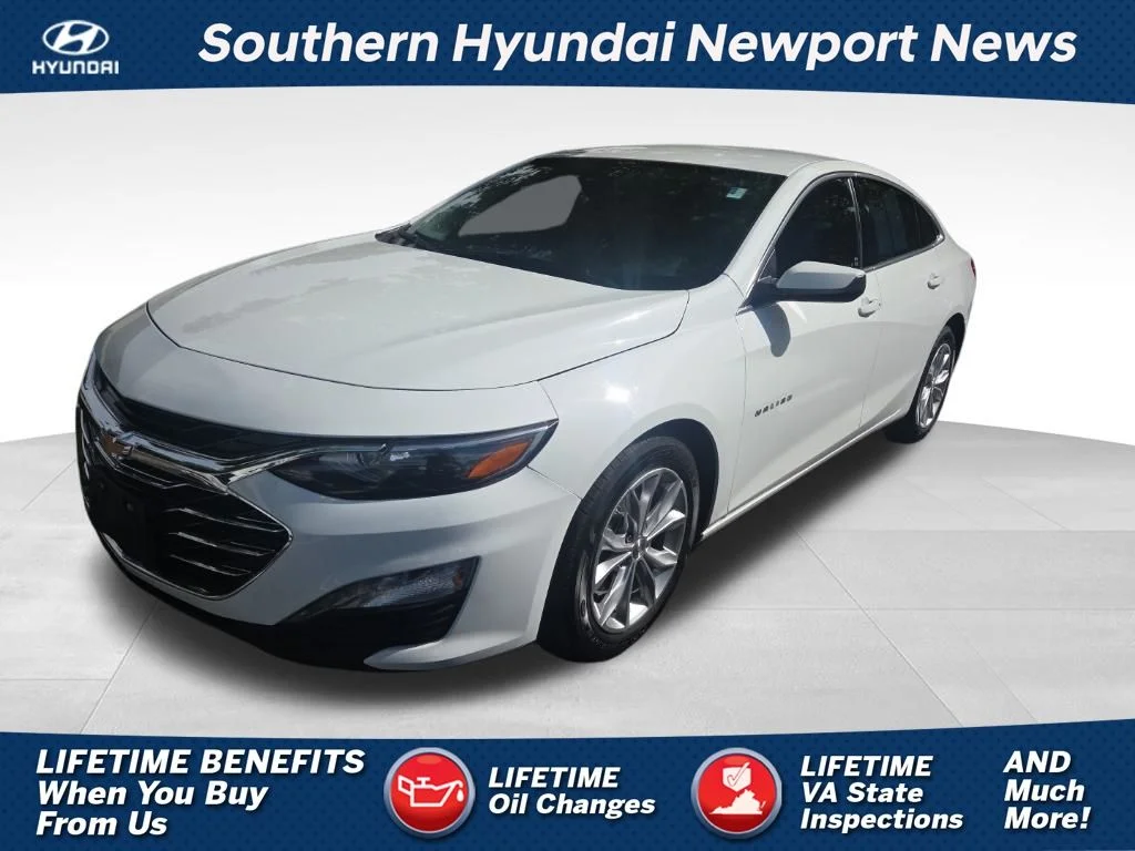 Used 2025 White Chevrolet LT image 1