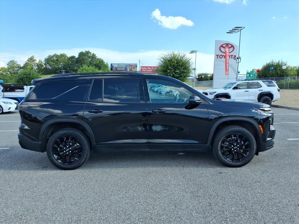 Used 2024 Black Chevrolet LT image 3