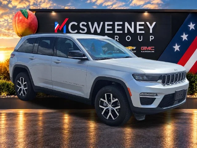 Used 2024 Silver Jeep Limited image 7
