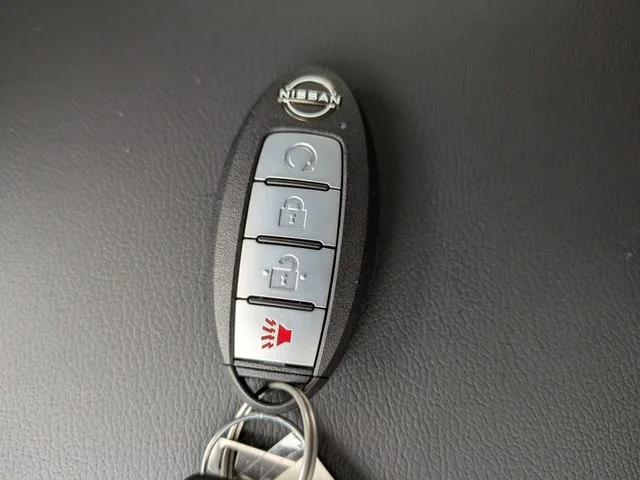 New 2026 Glacier White Nissan Crew Cab SV image 30
