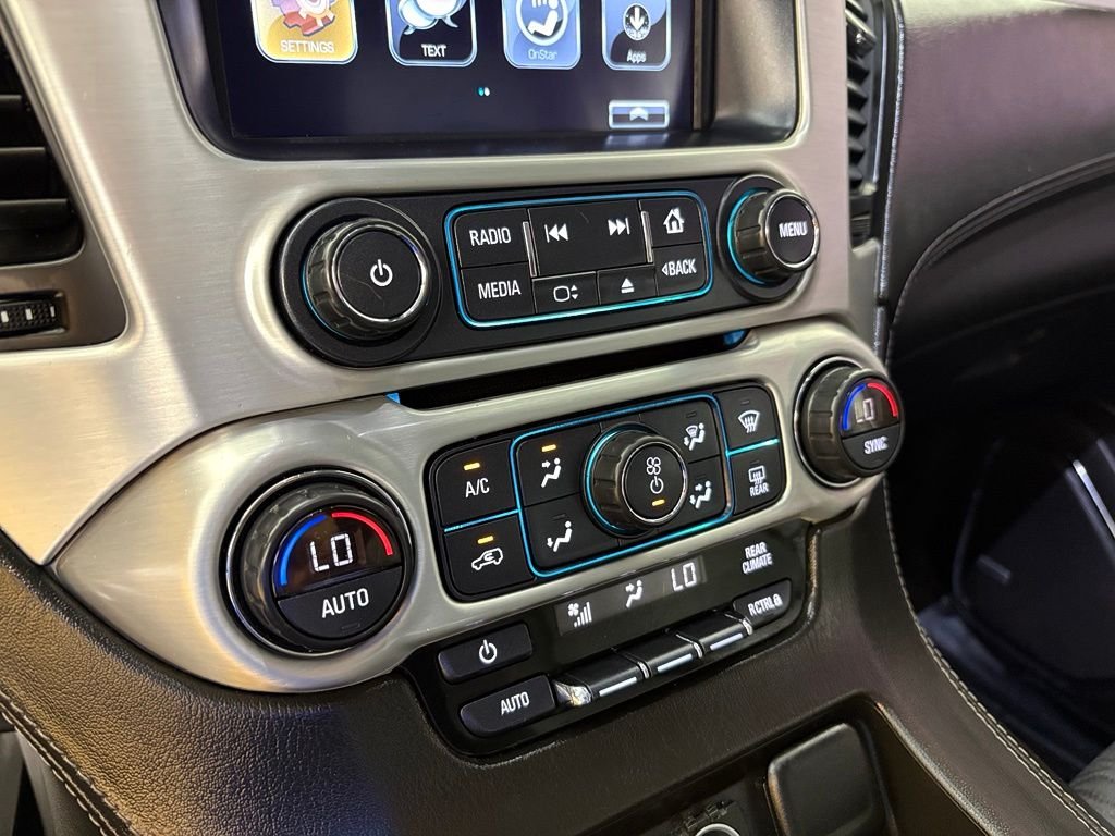 Used 2019 White GMC SLE image 33