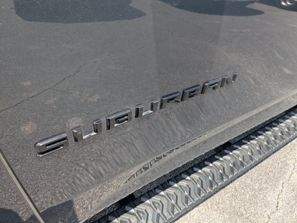 Used 2021 Shadow Gray Metallic Chevrolet Z71 image 37