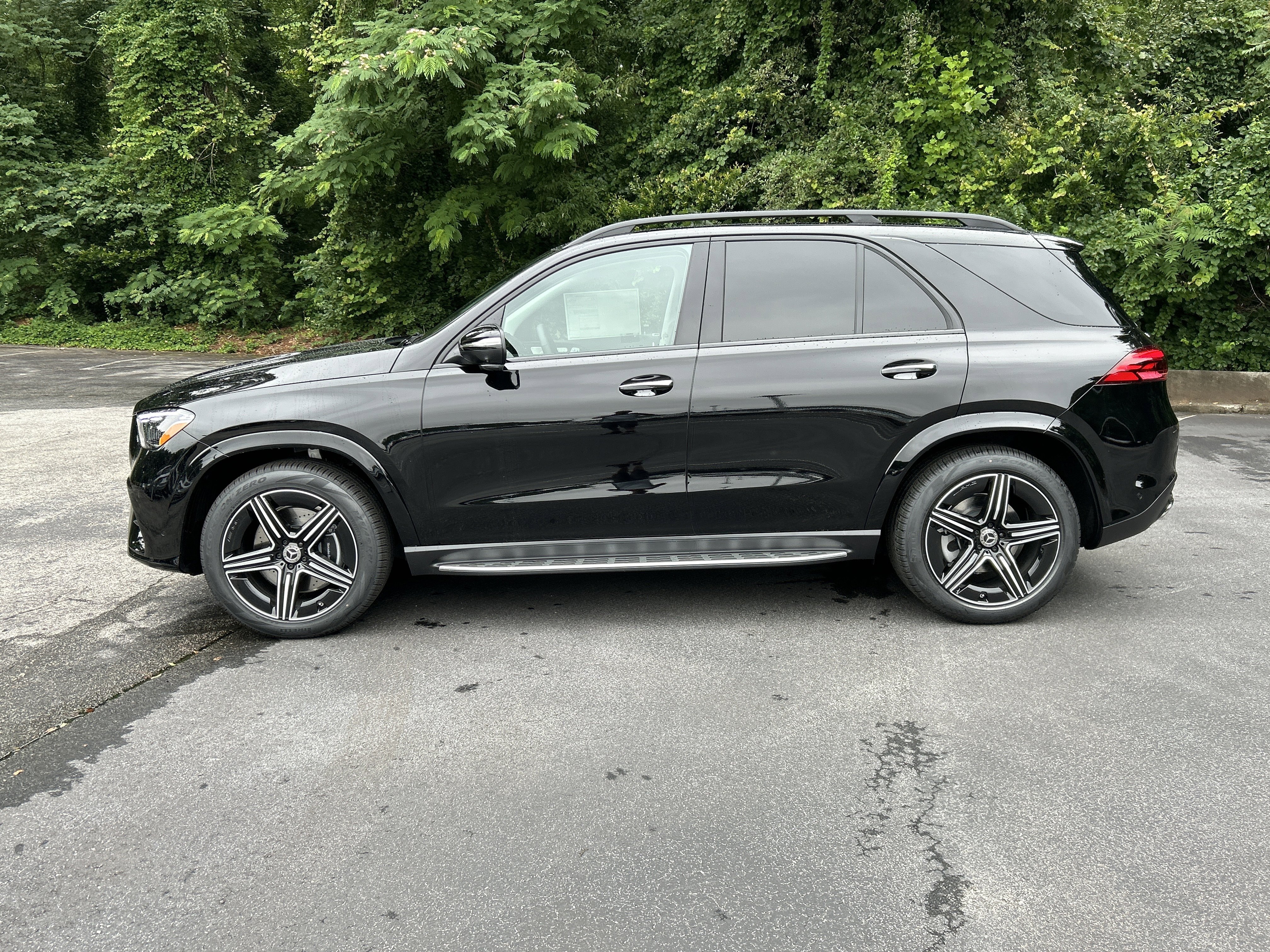 New 2026 Black Mercedes-Benz GLE 350 4MATIC® SUV image 12