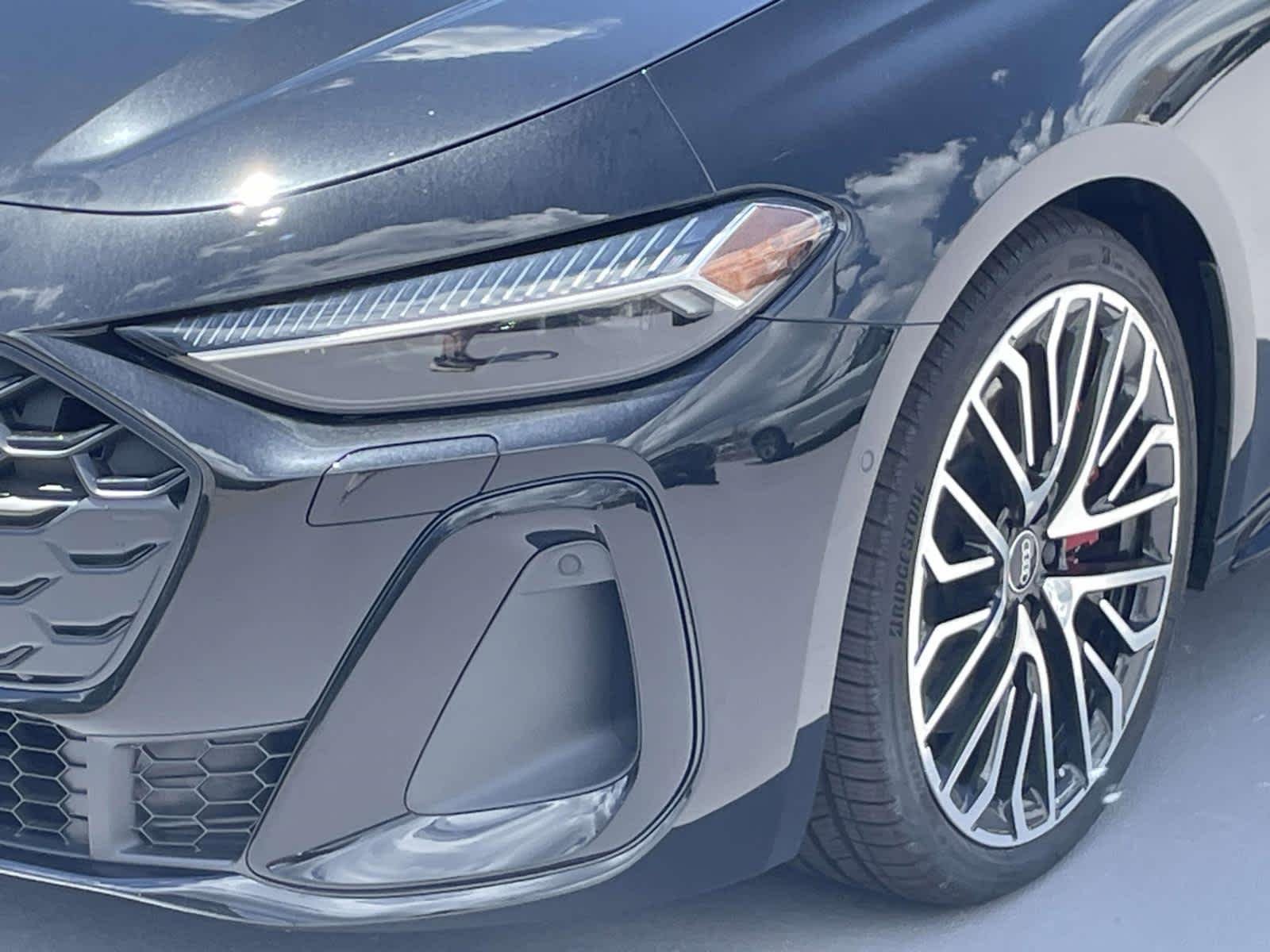New 2026 0E0E/Black Audi Premium Plus image 13