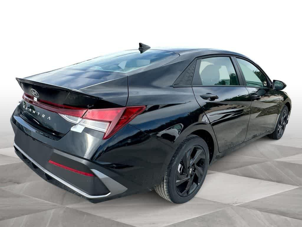 New 2026 Abyss Black Hyundai SEL Sport image 8