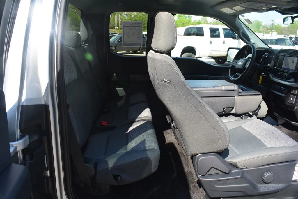 Used 2022 Silver Ford XLT image 18