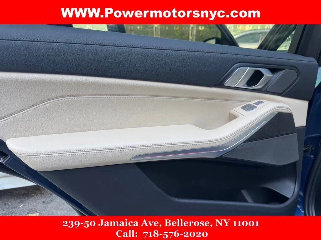 Used 2021 Blue BMW xDrive40i image 25