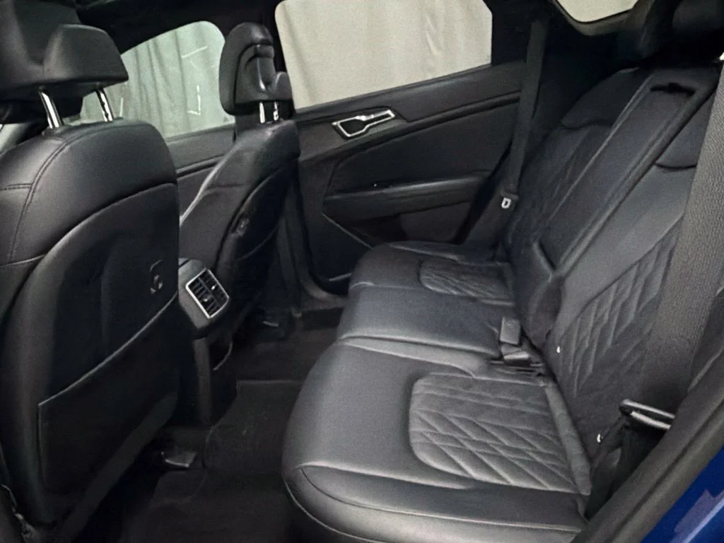 Used 2023 Blue Kia X-Line image 27
