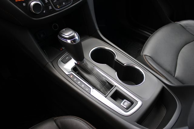 Used 2018 Gray Chevrolet Premier image 27