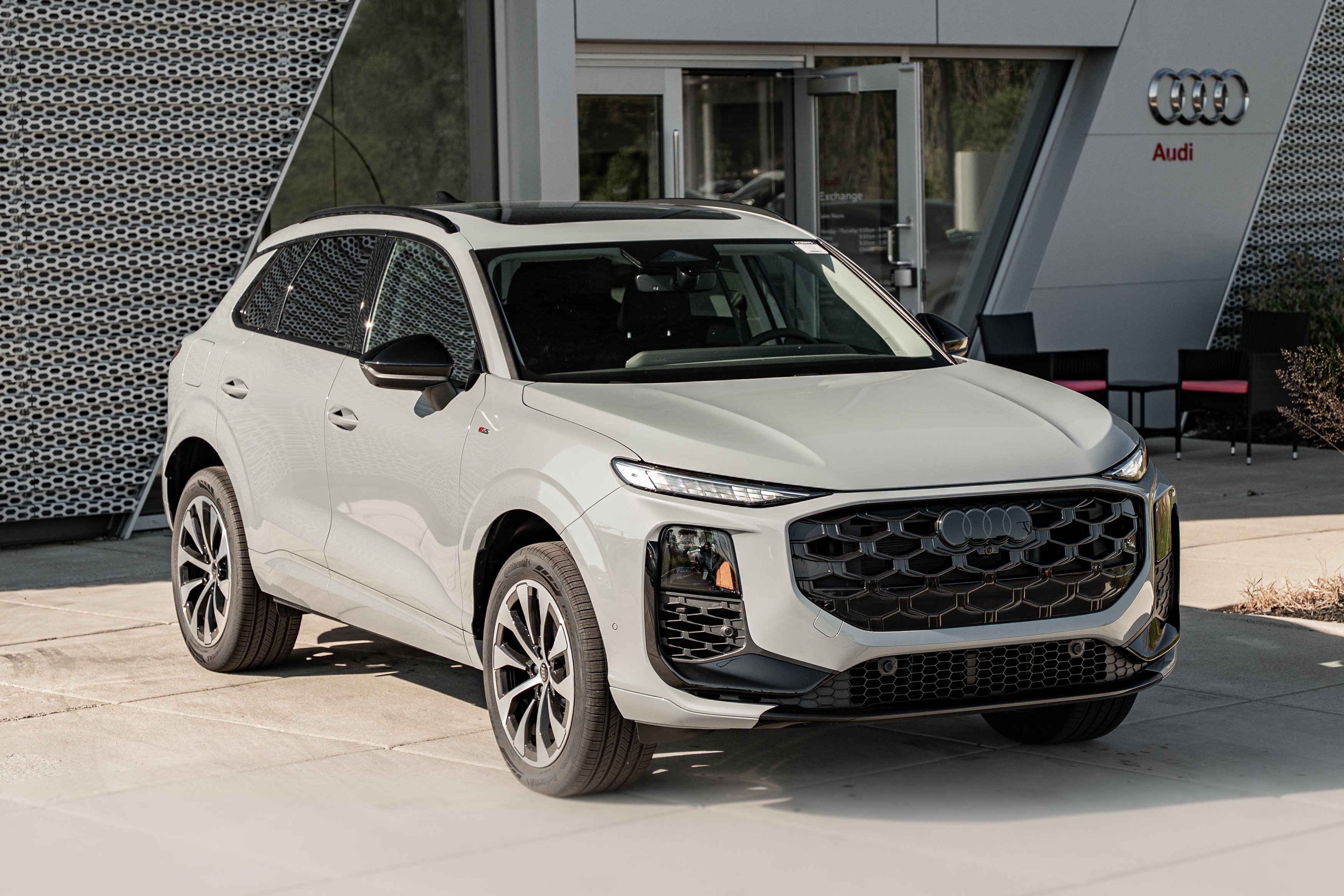 New 2026 Arrow Audi S line image 2