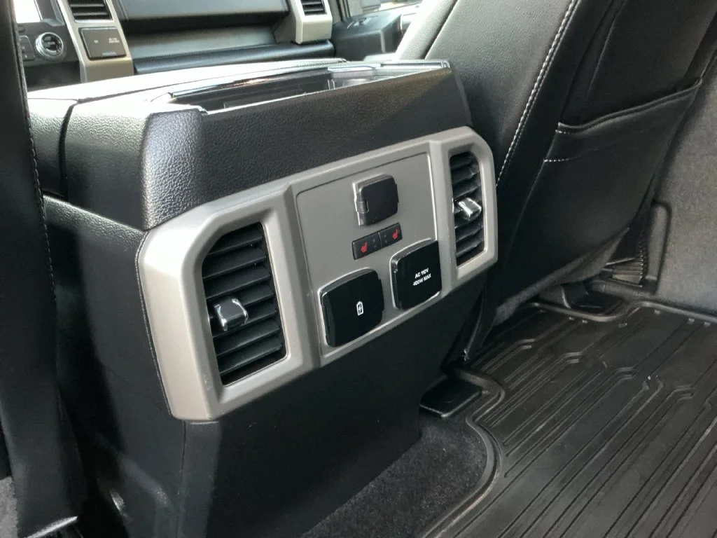 Used 2019 Black Ford Lariat image 34