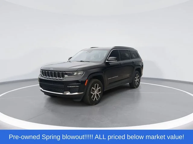 Used 2024 Black Jeep Limited image 4